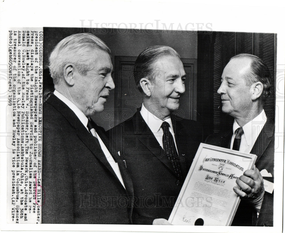 1969 Press Photo Lee Hills editor publisher detroit - Historic Images