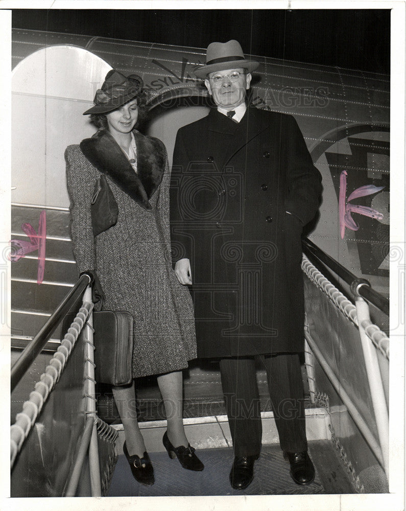 1941 Press Photo Sydney hillman detoit Motor City - Historic Images