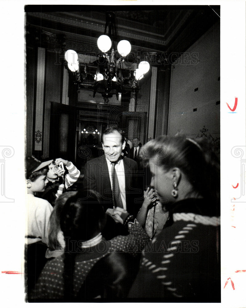 1992 Press Photo Paul Hillegonds Capitol Lansing tour - Historic Images