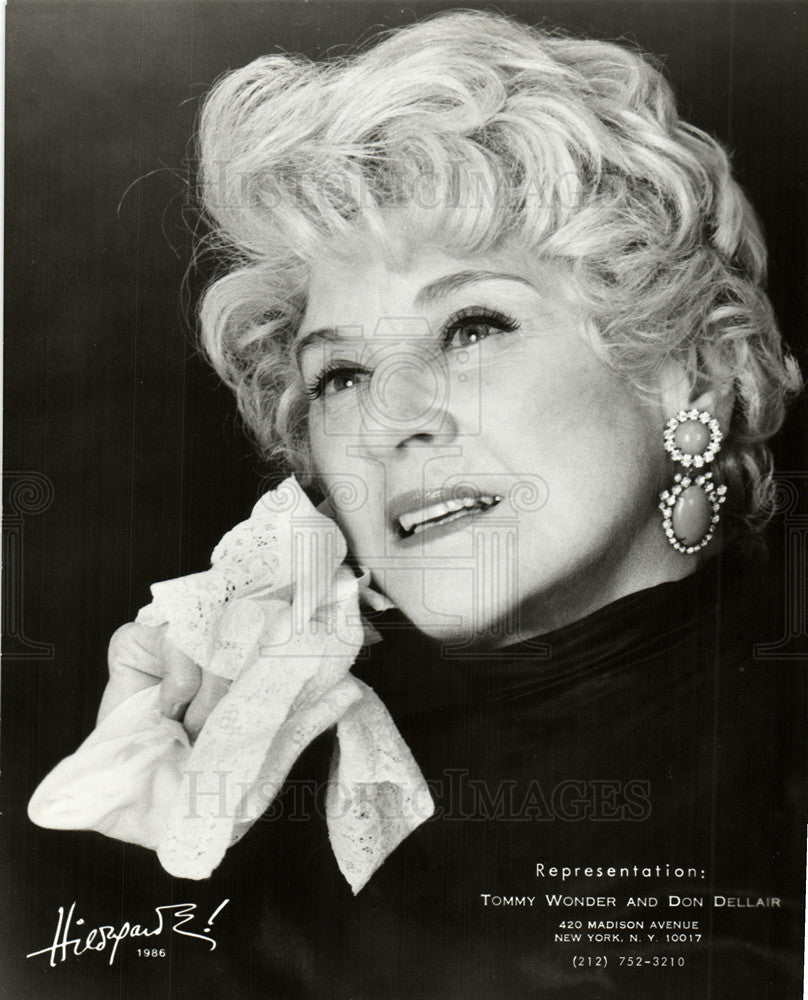 1986 Press Photo Hildegarde American Cabaret Singer - Historic Images