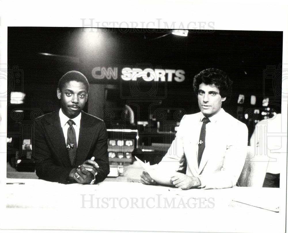 1984 Press Photo Fred Hickman News4 sports anchor - Historic Images