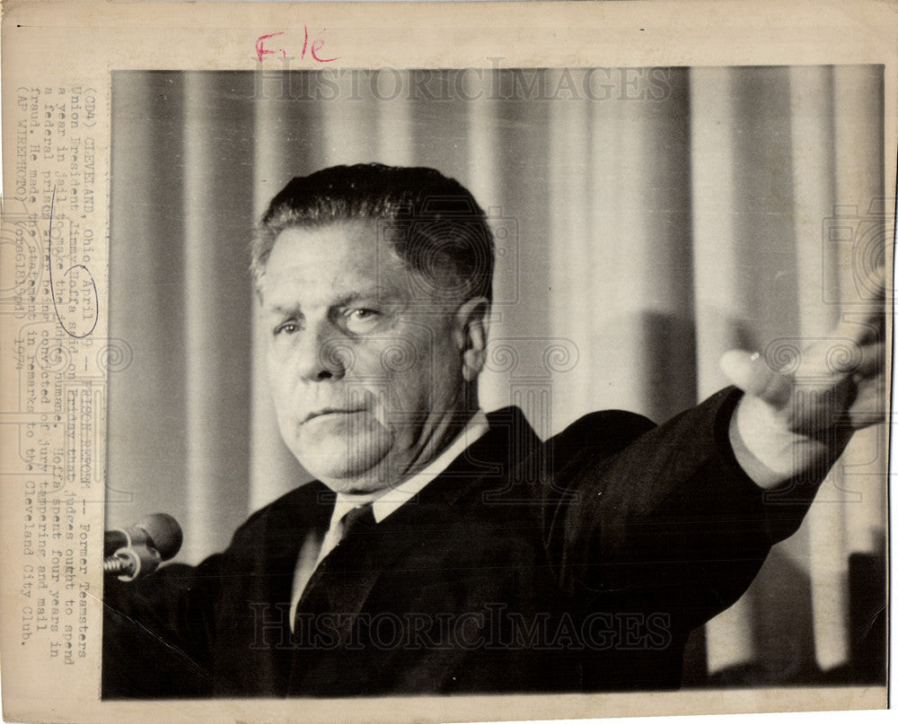 1974 Press Photo James Riddle Jimmy Hoffa labor leader - Historic Images