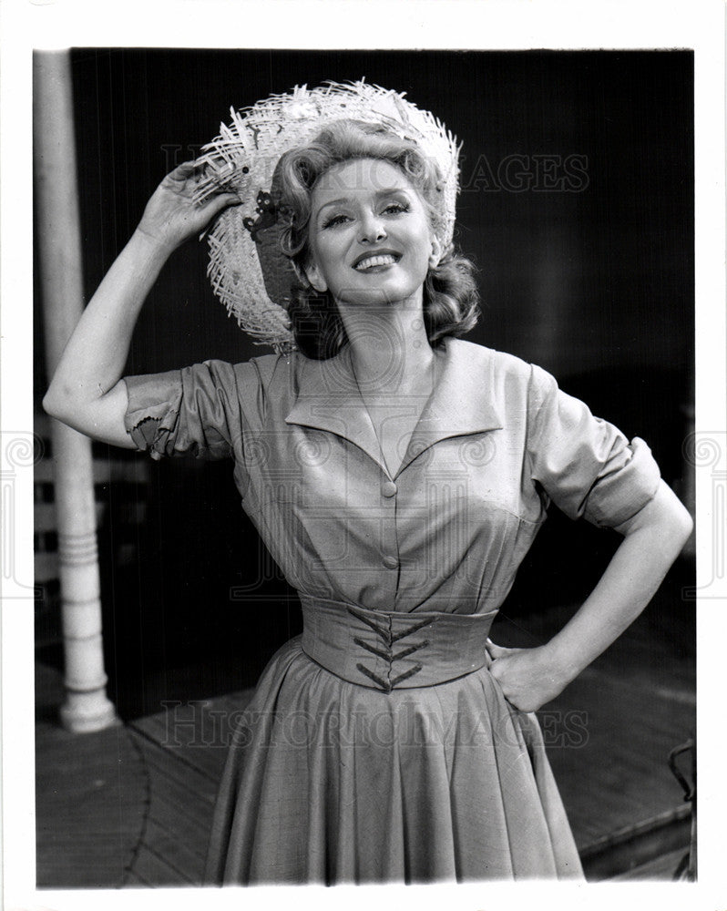 1960 Press Photo Celeste Holm Invitation March Broadway - Historic Images