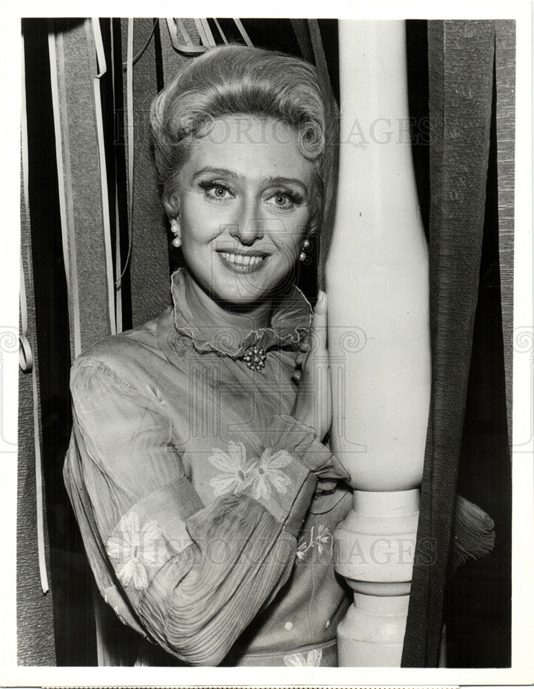 Press Photo Cheleste Holm Actress - Historic Images