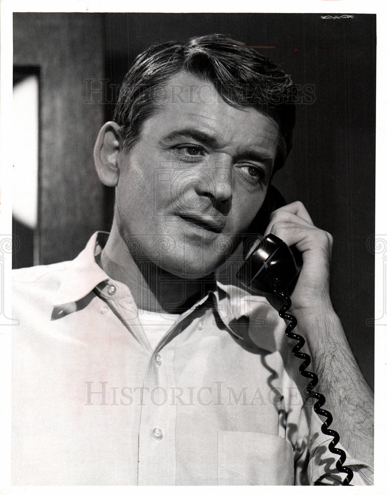 1967 Press Photo Hal Holbrook cornet blue faces - Historic Images