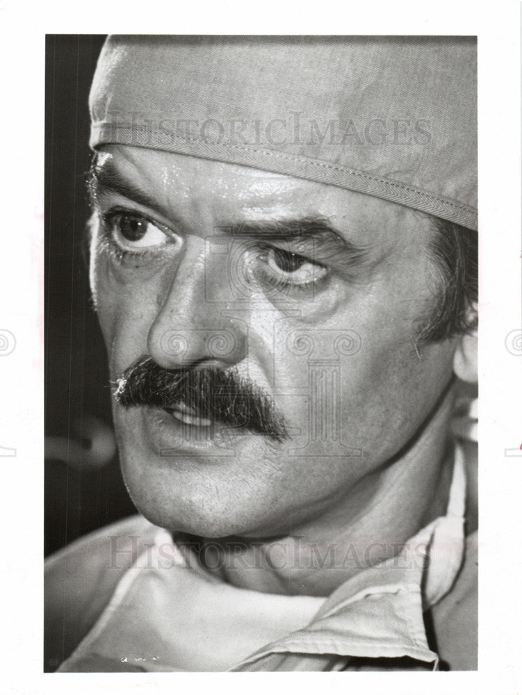 Press Photo Hal Holbrook The Oath 33 Hours God - Historic Images