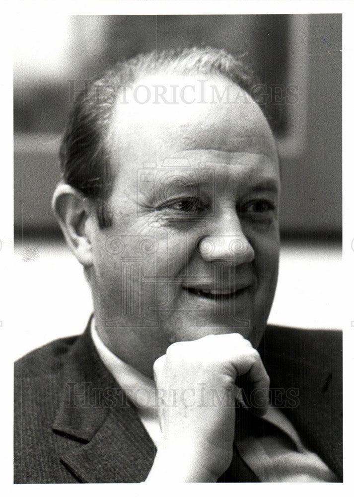 1983 Press Photo Harold hogan vice president manage - Historic Images