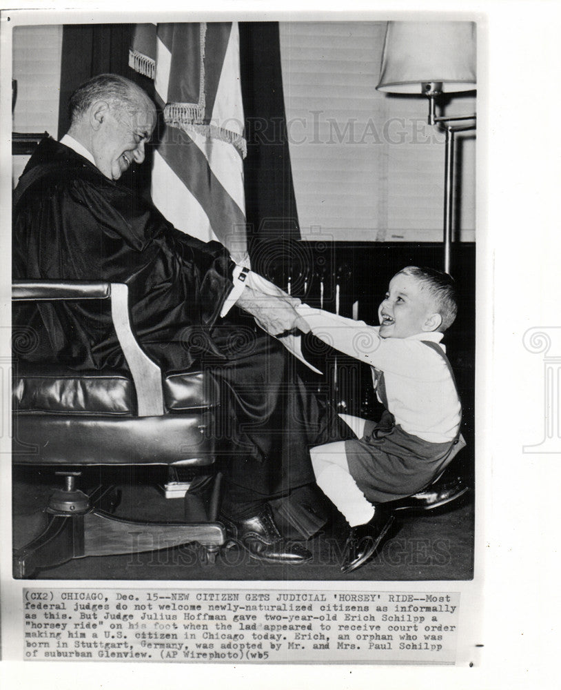 1960 Press Photo Judge Julius Hoffman Erich Schilpp - Historic Images