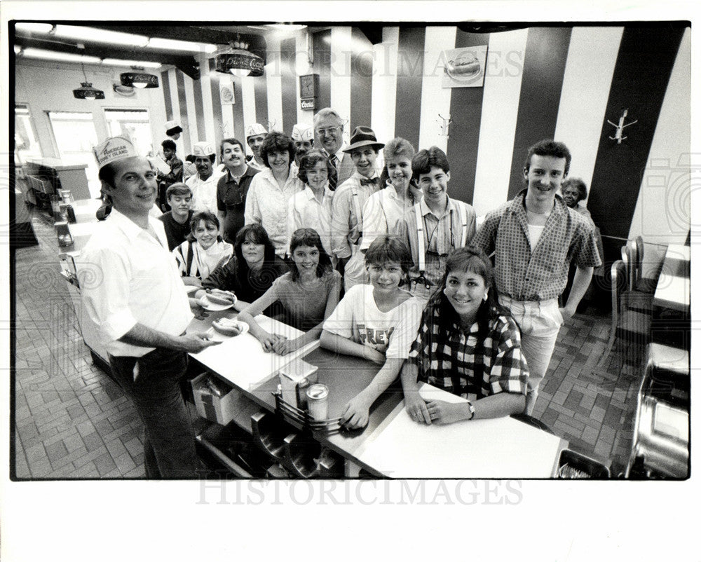 1986 Press Photo First Baptist Church Dearborn Hoffman - Historic Images