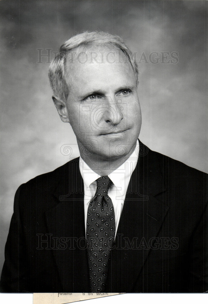 1994 Press Photo Stephen Horn Renaissance Center - Historic Images