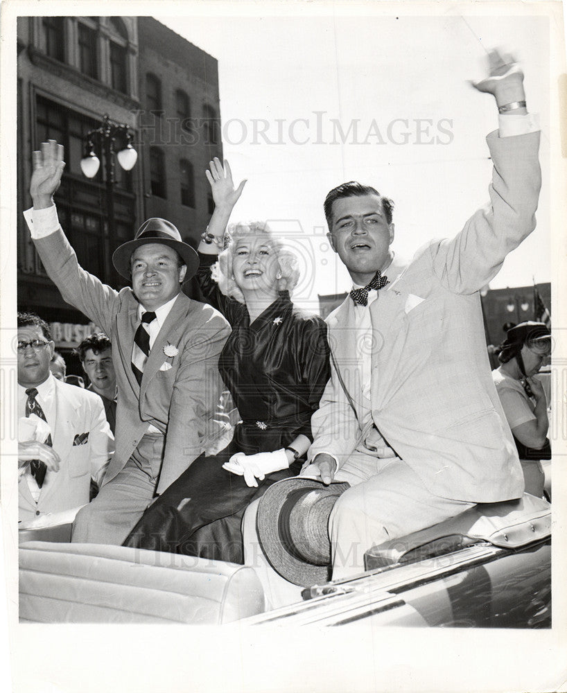 1951 Press Photo Bob Hope Marilyn Maxwell Gov. Williams - Historic Images