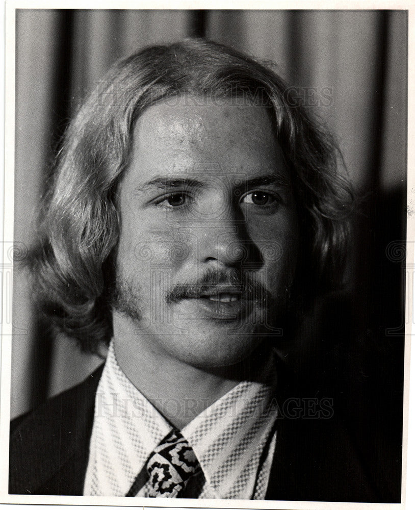 1973 Press Photo Marty Howe NHL ice hockey Detroit - Historic Images