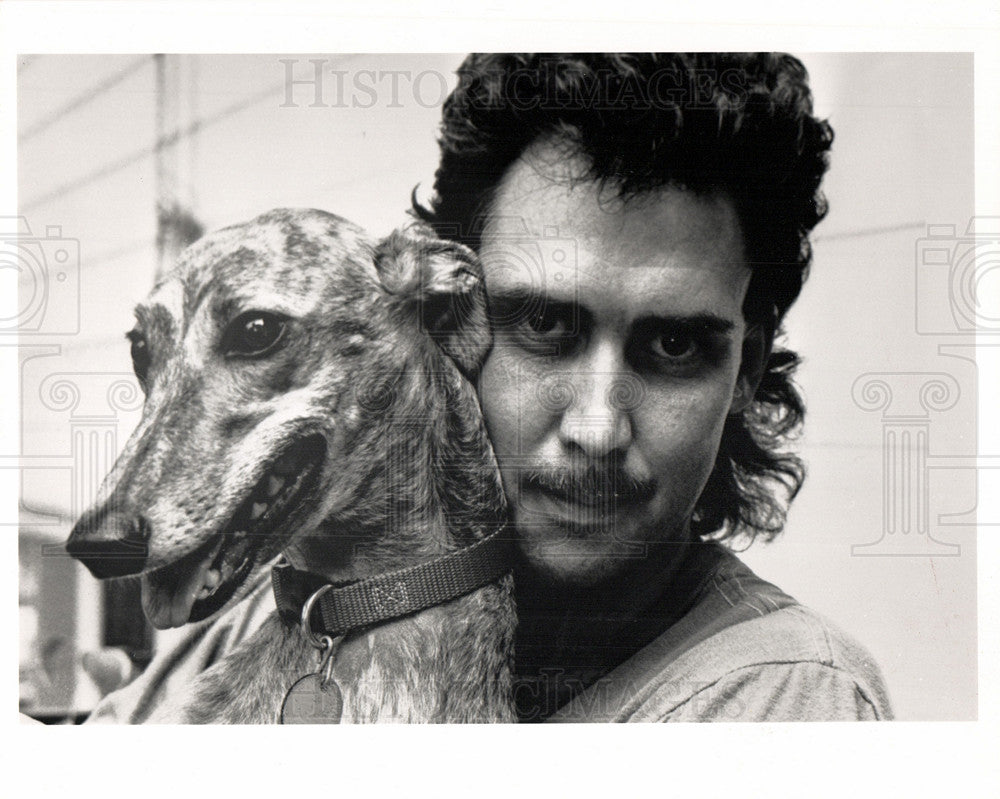 Press Photo David Houy and Rescued Greyhound - Historic Images