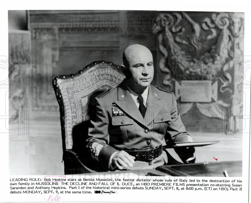 Press Photo Bob Hoskins HBO Films Mussolini Duce - Historic Images