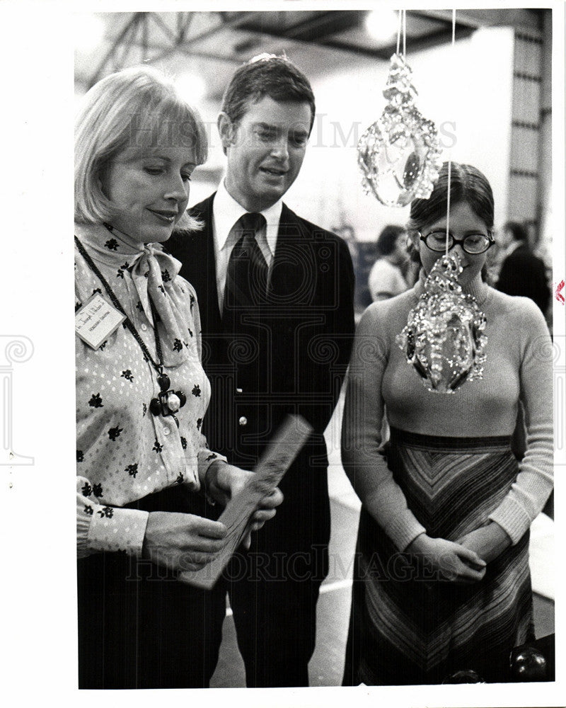 1975 Press Photo Jean Joseph L Hudson Louise - Historic Images