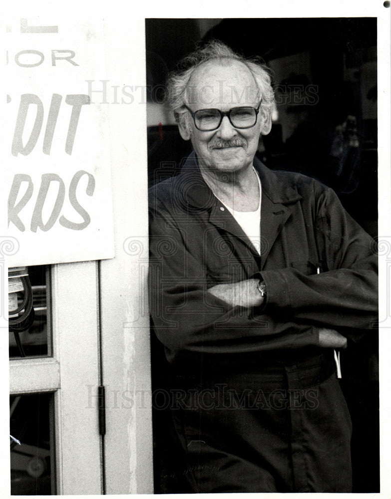 1981 Press Photo Barnard Hughes - Historic Images