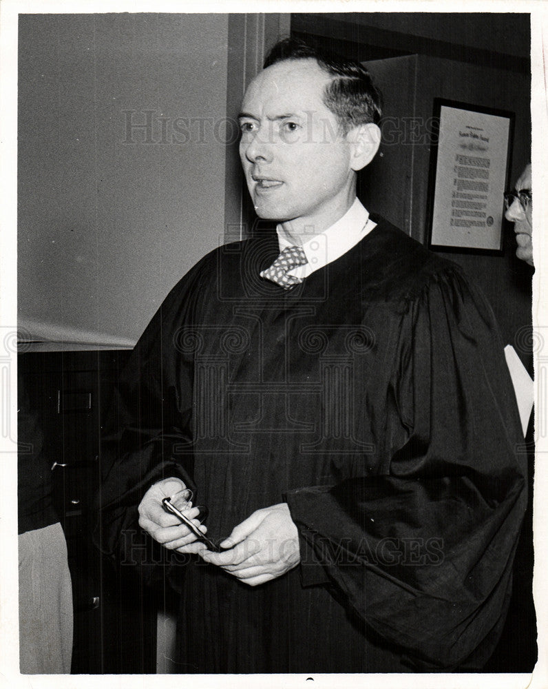 1958 Press Photo Judge Eugene Snow - Historic Images