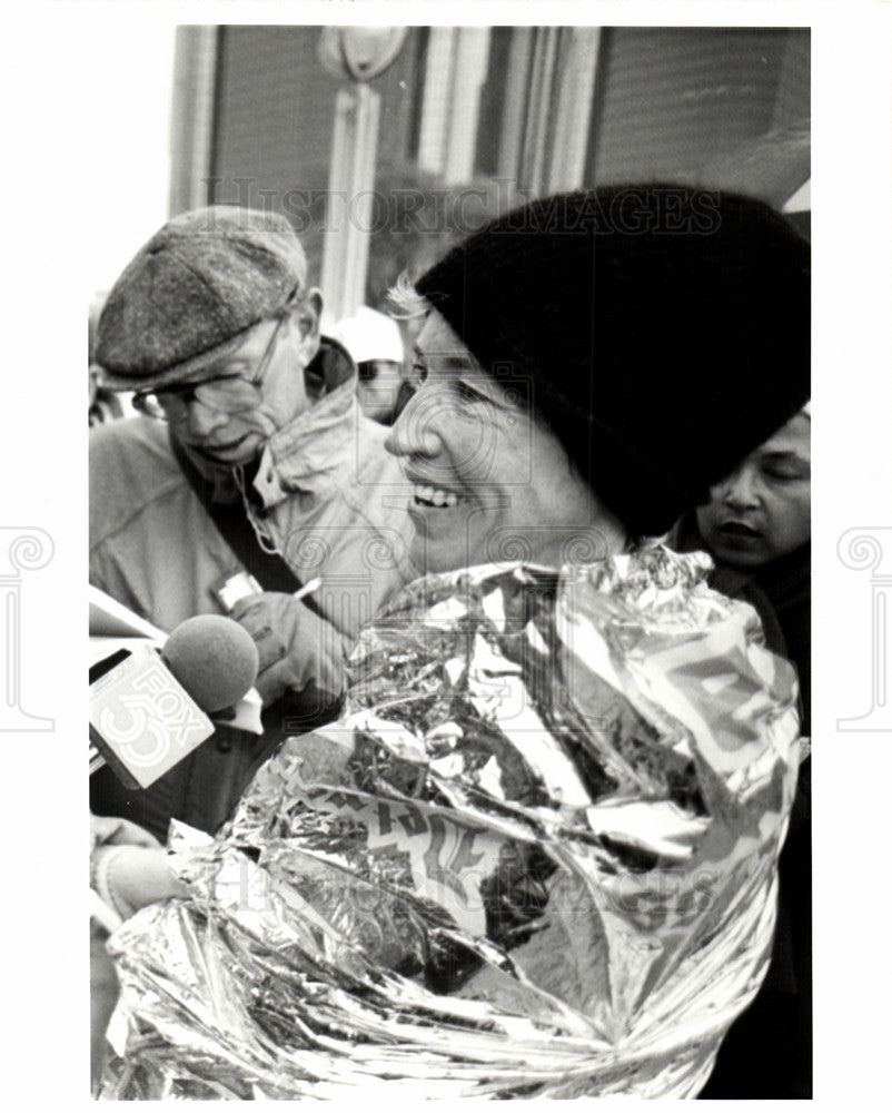 1992 Press Photo Karen Hubbard Runner Wins Marathon - Historic Images