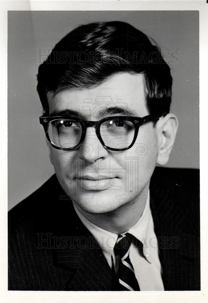 Press Photo Clark Hoyt New York Times editor - Historic Images