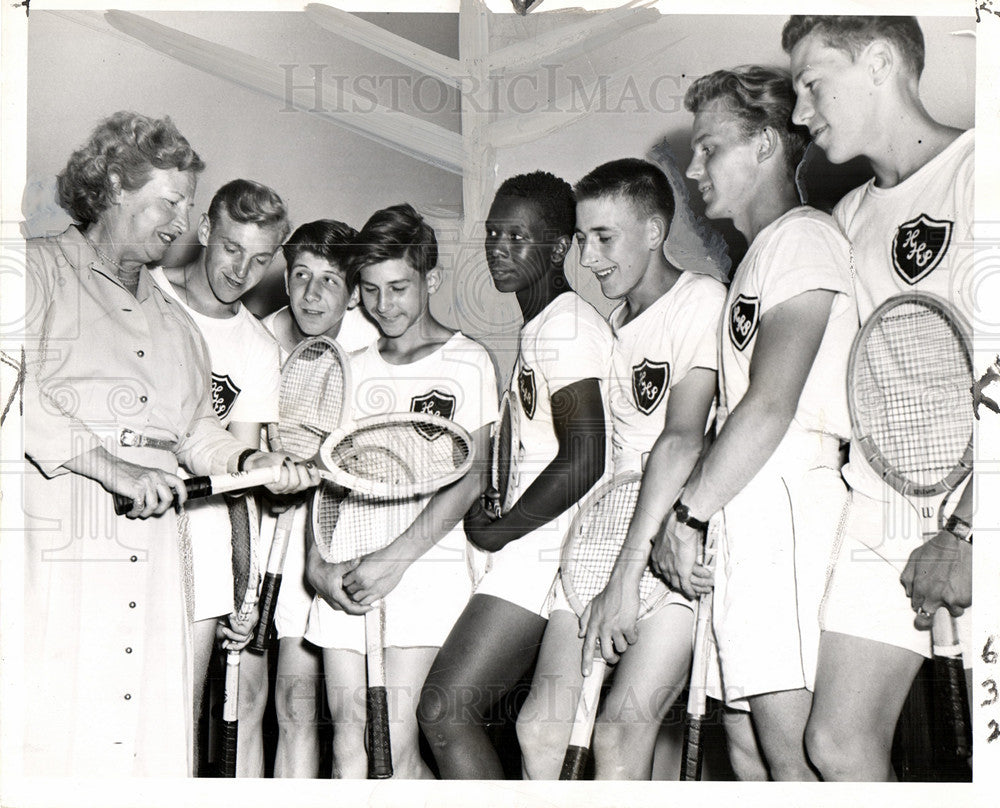 1948 Press Photo Jean Hoxie Tennis Coach Michigan - Historic Images