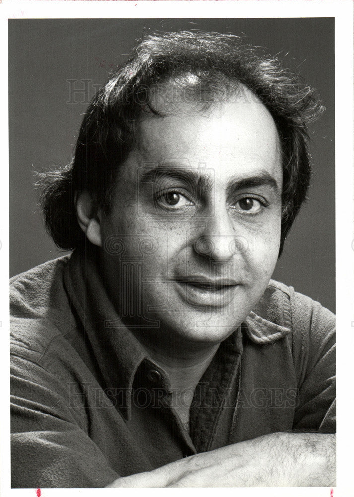 1983 Press Photo Ameen Howrani, Detroit photographer - Historic Images