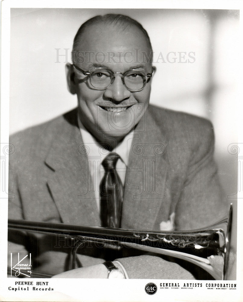 1959 Press Photo PeeWee Hunt, jazz trombonist, vocalis - Historic Images