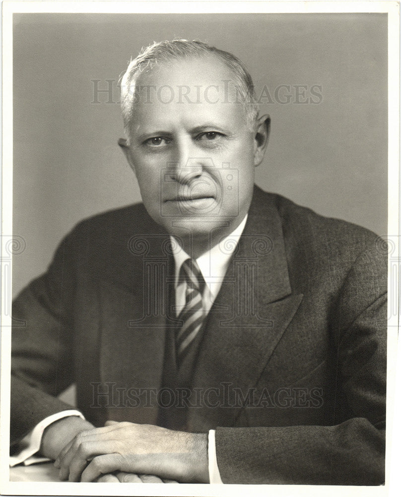 Press Photo hunt gm detroit executive engineering - Historic Images