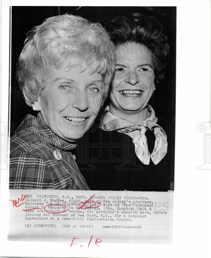 1968 Press Photo Richard Hughes Muriel Humphrey wife - Historic Images