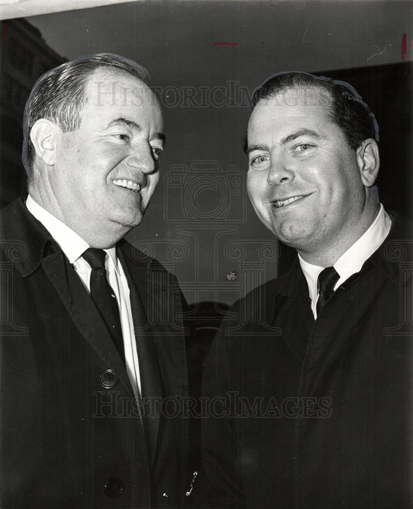 1965 Press Photo Hubert H Humphrey*Mayor Cavanagh - Historic Images