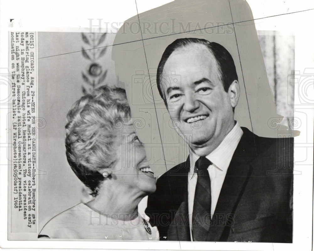 1968 Press Photo Hubert Humphrey Muriel Chicago hotel - Historic Images