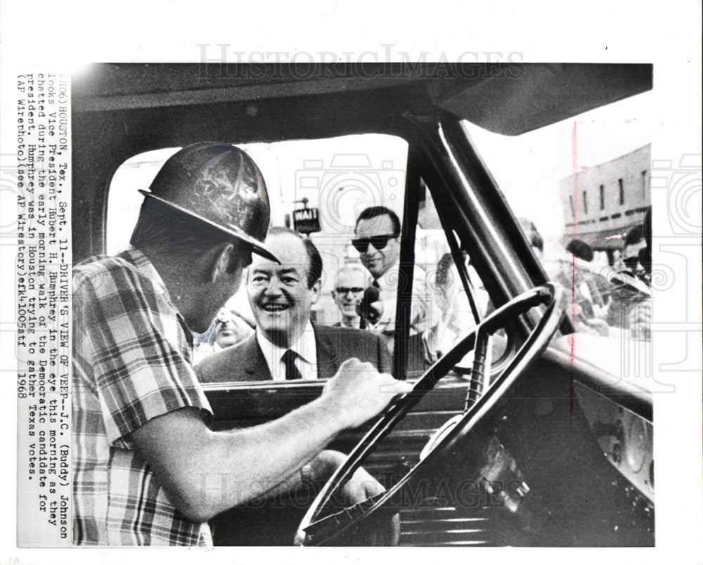 1968 Press Photo VP Hubert Humphrey Campaign Houston TX - Historic Images