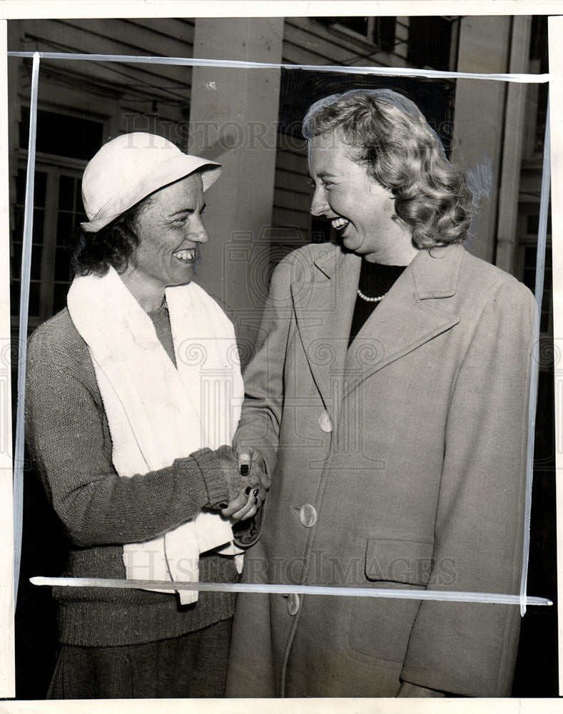 1942 Press Photo Marjorie Row Golf Weiss Oakland Hills - Historic Images