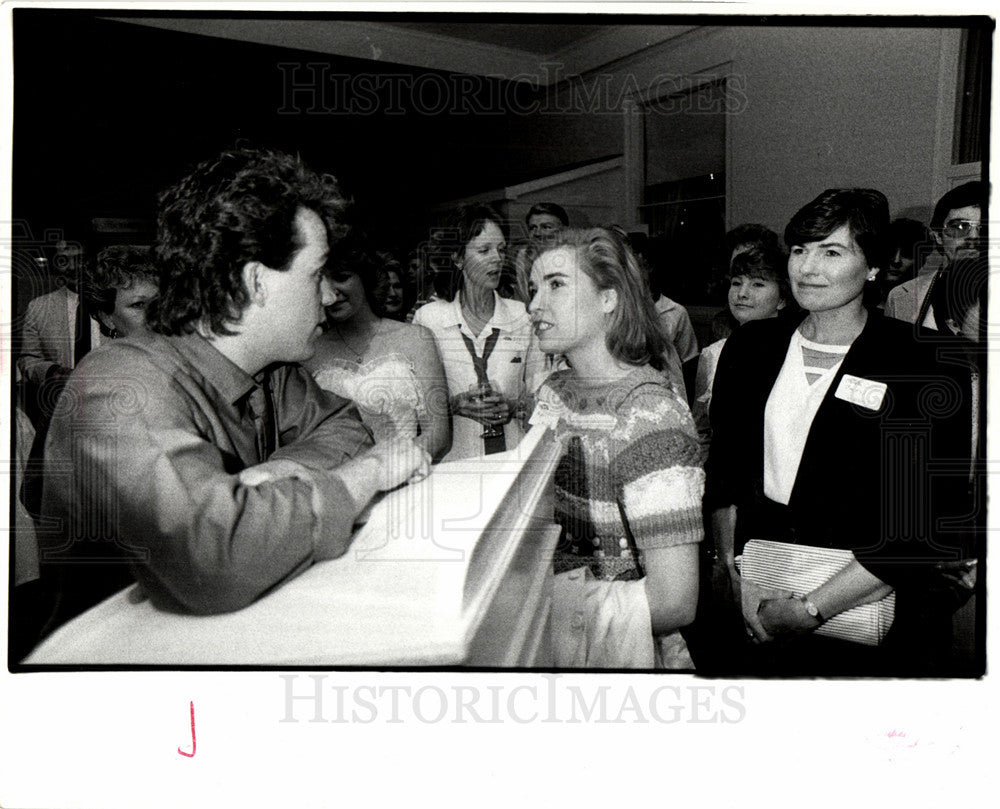 1985 Press Photo plymouth, hulce, lewis - Historic Images