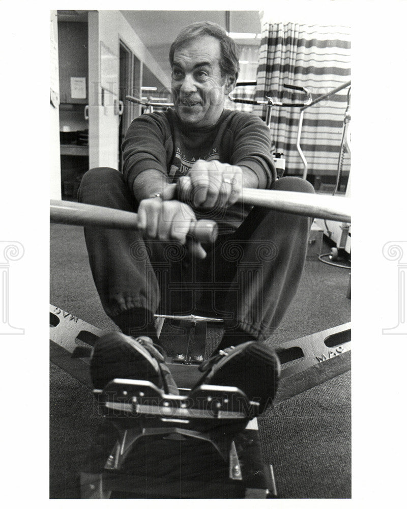 1985 Press Photo Bob Hynes Beaumont Hospital - Historic Images