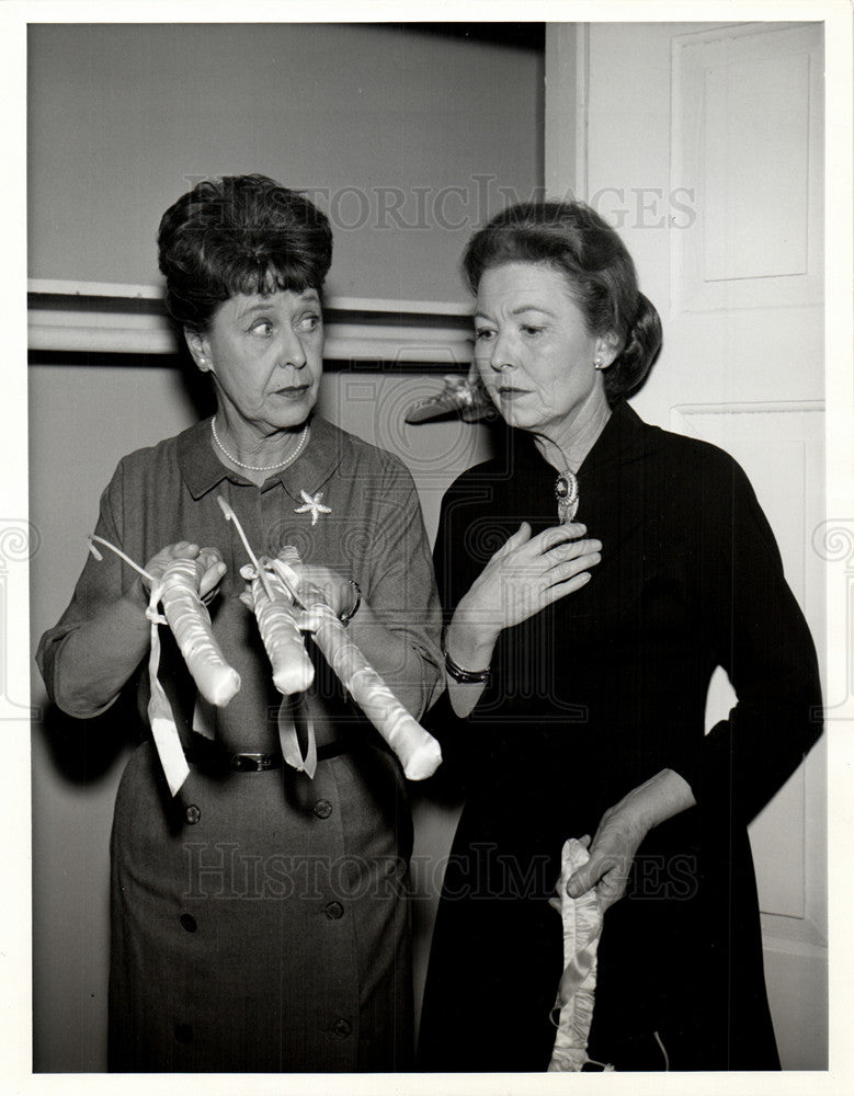 1963 Press Photo Louise Lorimer Josephine Hutchinson - Historic Images