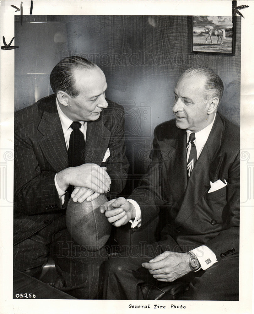 1951 Press Photo Ted Husing, sportscaster - Historic Images