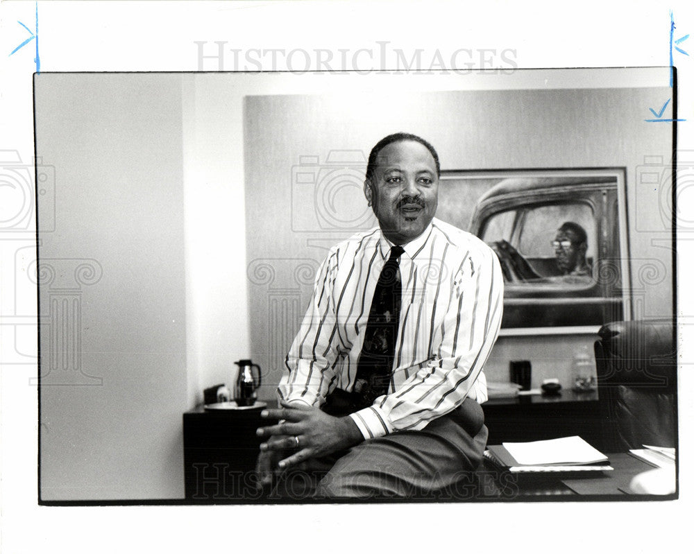 1992 Press Photo Robert Hurst Michigan Bell Telephone - Historic Images