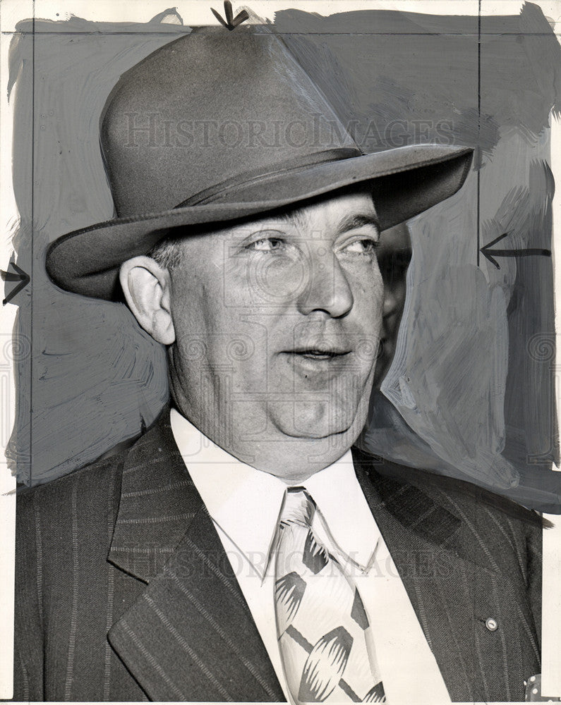 1945 Press Photo Llewellyn UAW-CIO Union Director Labor - Historic Images