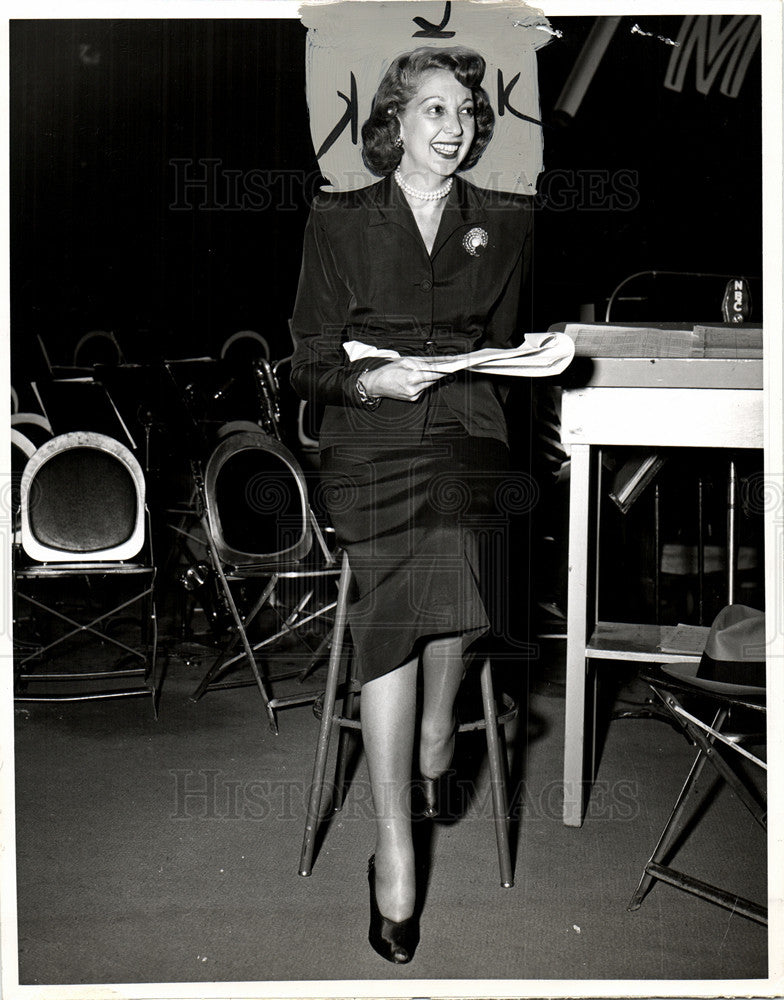 1948 Press Photo Hedda Hopper Gossip Columnist - Historic Images