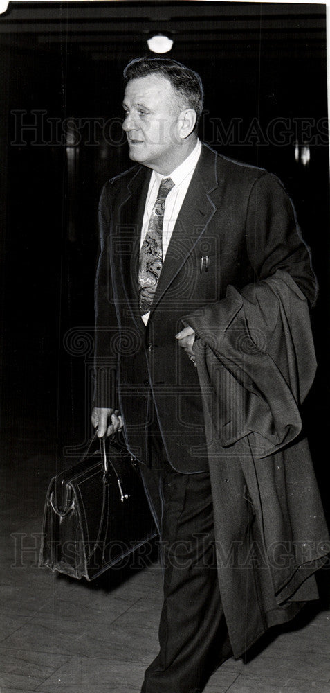 1955 Press Photo UAW&#39;s John  Livingston - Historic Images