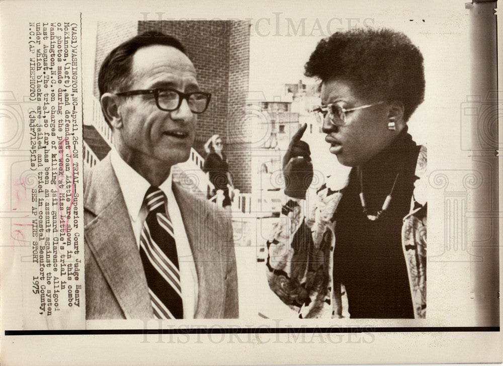 1975 Press Photo Judge Henry McKinnon Joan Little trial - Historic Images