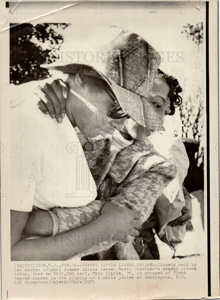 1975 Press Photo Joanne Little bail prison mother NC - Historic Images