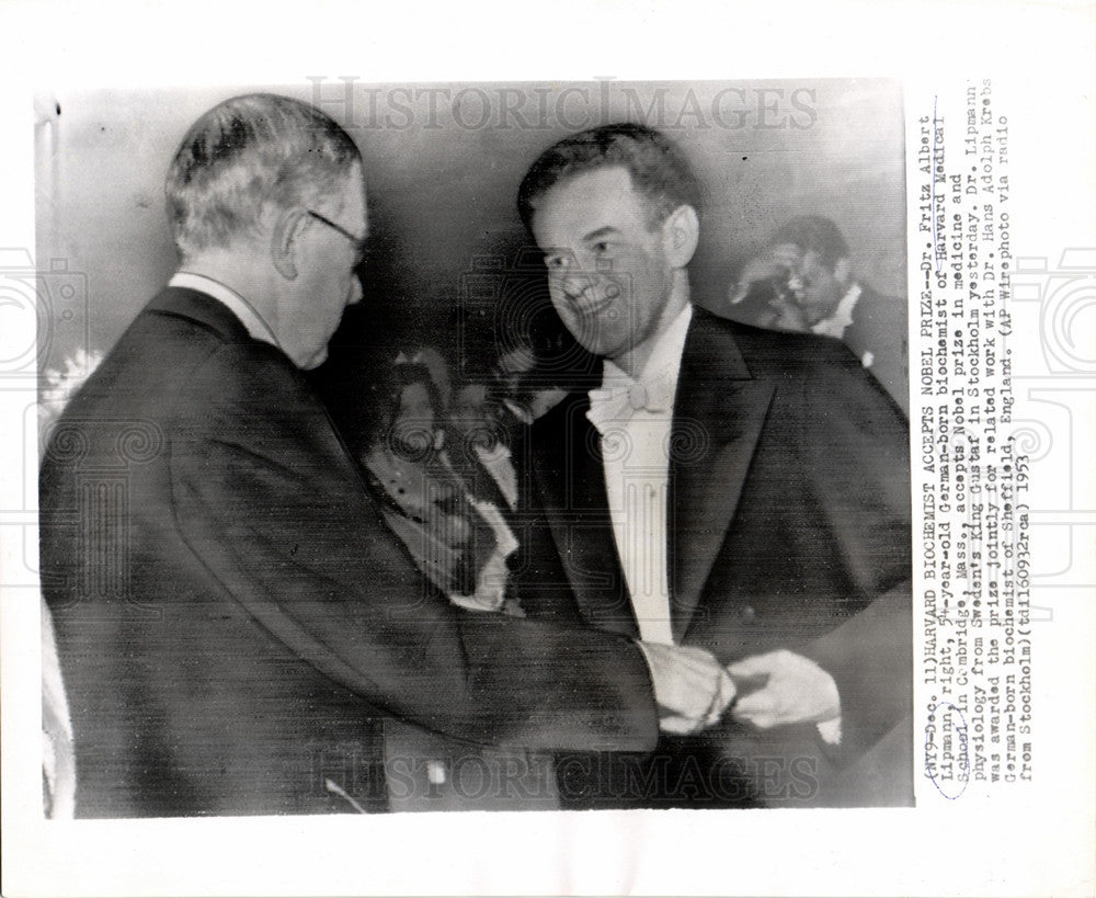 1953 Press Photo Fritz Lipmann King Gustaf Nobel prize - Historic Images