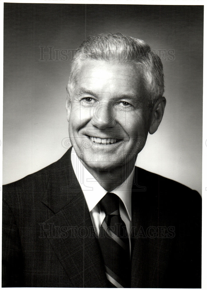 1980 Press Photo Bernard Lomas Albion College president - Historic Images