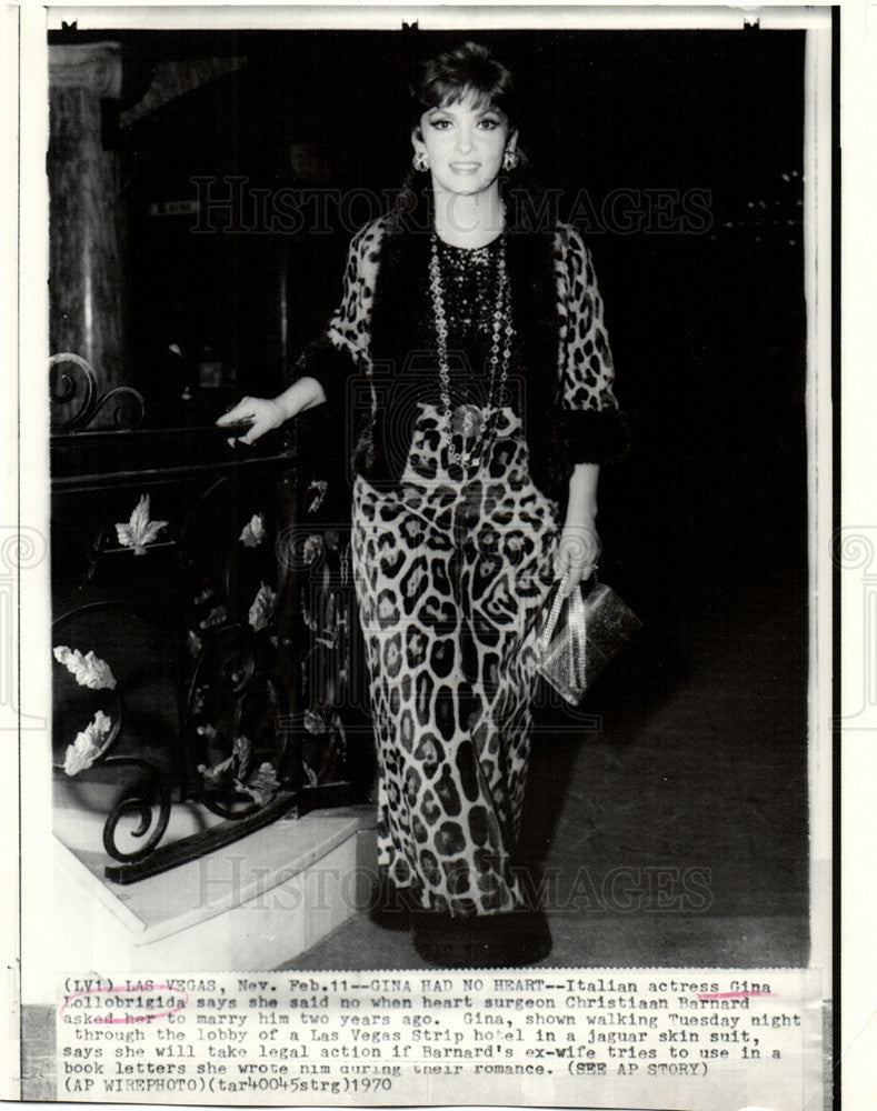 1970 Press Photo Gina Lollobrigida Actress Photojourna - Historic Images