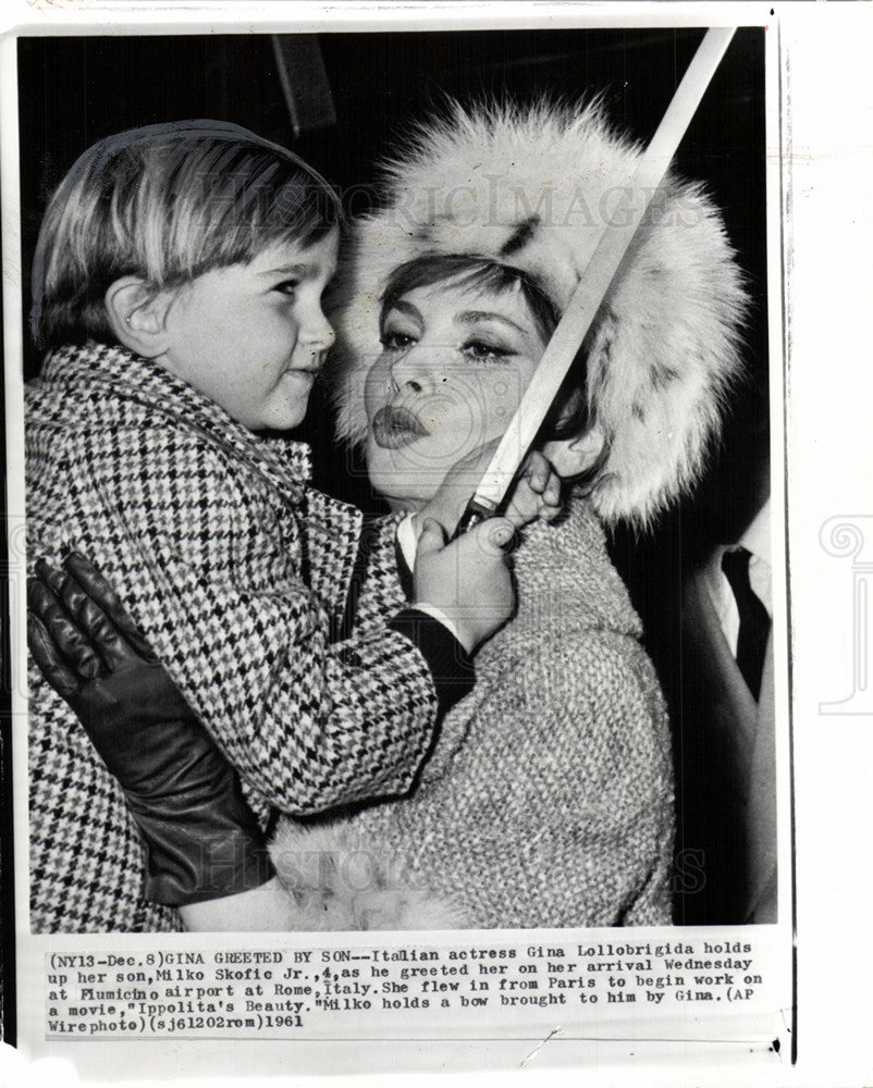 1961 Press Photo Gina Lollobrigida Milko Skofie actress - Historic Images