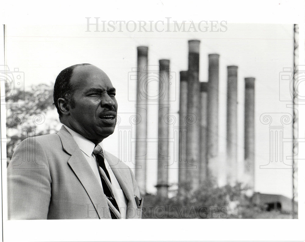 1991 Press Photo Ernest Lofton, UAW, Rouge Plant, Ford - Historic Images