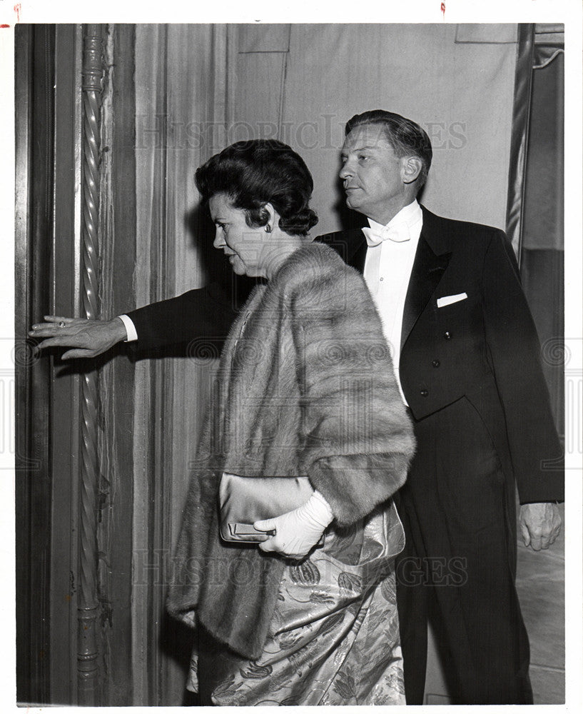 1961 Press Photo Mr. and Mrs. Rodney Lockwood - Historic Images