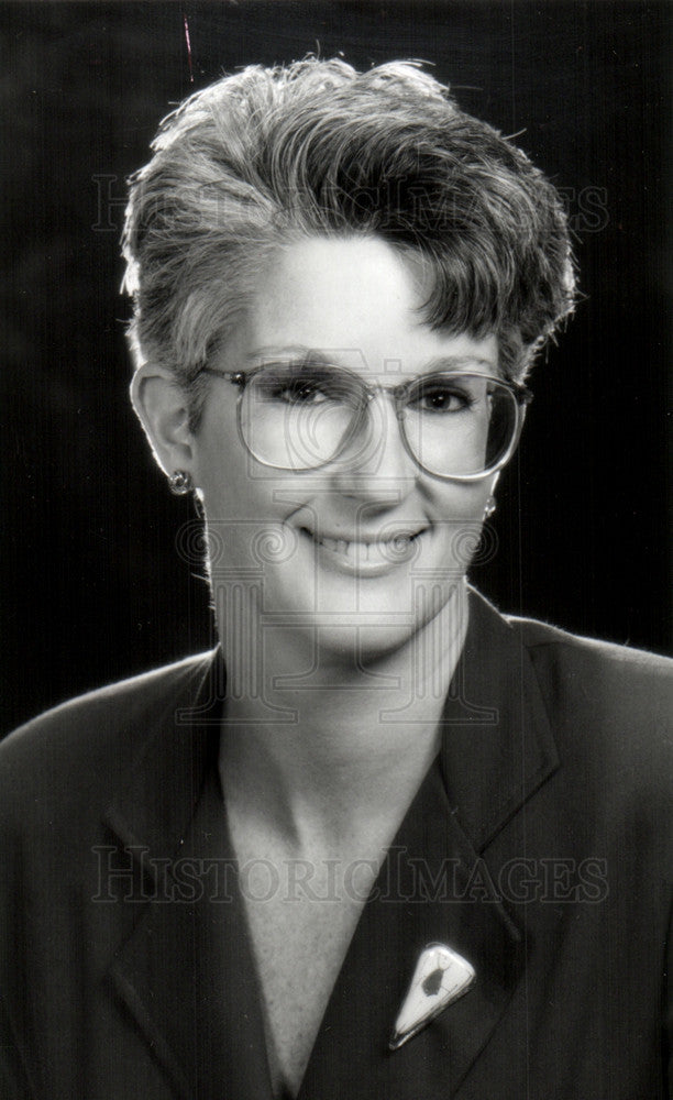 1993 Press Photo Christine Lock Michigan National Bank - Historic Images