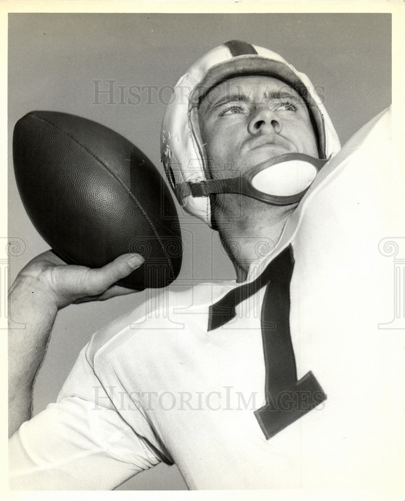 1966 Press Photo Jim Lobkovich Quarterback Detroit - Historic Images